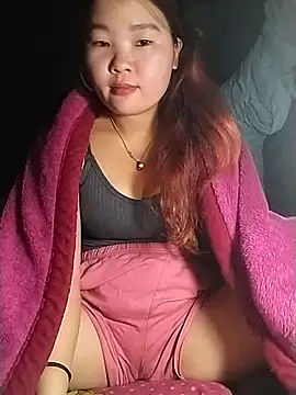 lylylove online show from March 12, 3:23 am