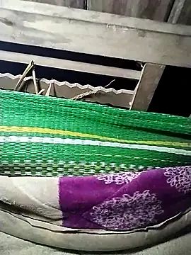 lylylove online show from April 18, 1:09 am