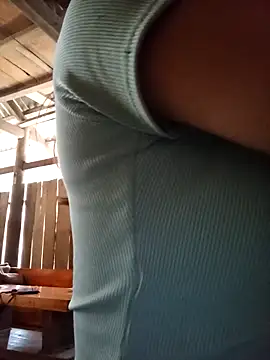 Ngocmi909 online show from April 1, 12:33 am