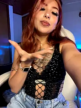 Snapshot of Sara_pink18 chatting on October 12, 3:49 am Sara pink18 online show from October 12, 3:49 am