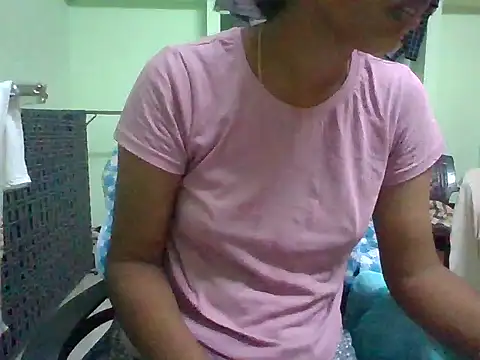 Snapshot of raasi_telugu chatting on September 15, 4:29 pm raasi telugu online show from September 15, 4:29 pm