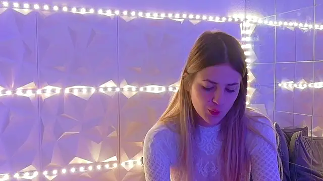 Snapshot of Aishha_ chatting on December 16, 5:34 am Aishha online show from December 16, 5:34 am