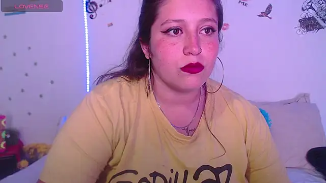 Snapshot of nahomy_jonhs chatting on October 8, 6:00 am nahomy jonhs online show from October 8, 6:00 am