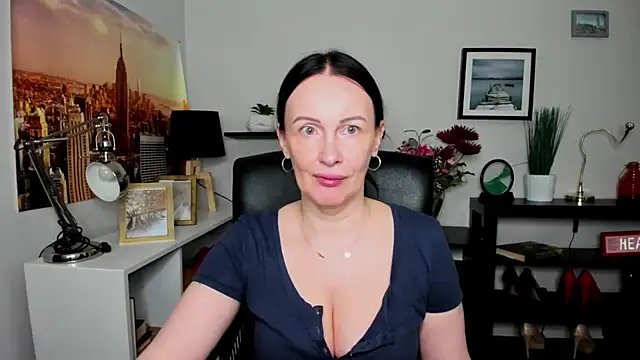 Velvet Jasmine online show from September 17, 5:31 am