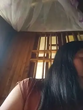 miss-su online show from December 18, 6:52 am