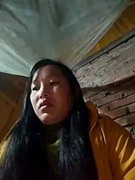 miss-su online show from February 9, 6:45 pm