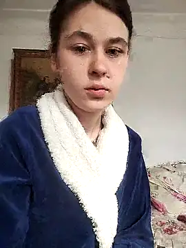 ToryTayler online show from April 28, 2:00 pm