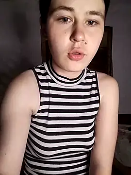 ToryTayler online show from June 7, 7:50 pm