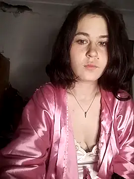 ToryTayler online show from June 9, 9:15 pm