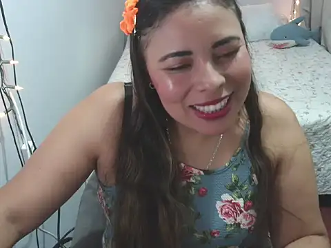 Snapshot of crystal_1991 chatting on November 7, 4:23 am crystal 1991 online show from November 7, 4:23 am