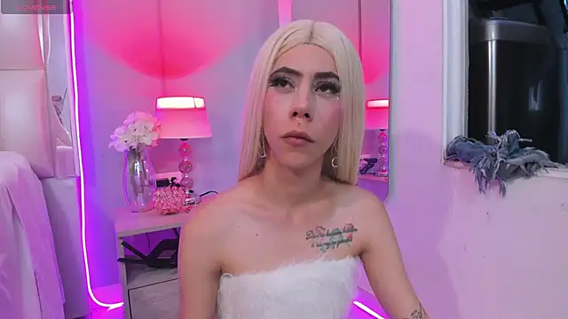 Darlyn tenderhot   online show from September 17, 6:37 am