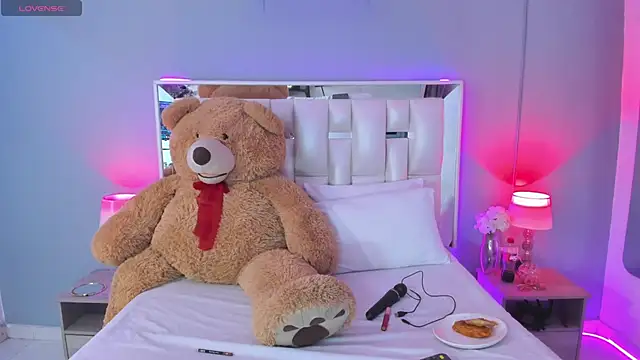 Darlyn tenderhot   online show from September 19, 6:37 am