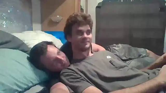 DeafGuyProud389 online show from September 9, 12:10 am