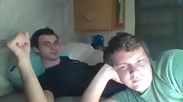 DeafGuyProud389 online show from November 10, 5:34 pm