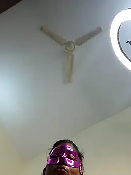 Snapshot of your_chandni04 chatting on October 23, 8:02 am your chandni04 online show from October 23, 8:02 am