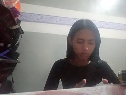 Snapshot of classyfoxhiromi chatting on November 18, 9:14 am classyfoxhiromi online show from November 18, 9:14 am