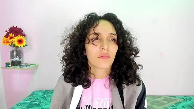 Snapshot of TeensNews18 chatting on September 24, 11:24 am TeensNews18 online show from September 24, 11:24 am