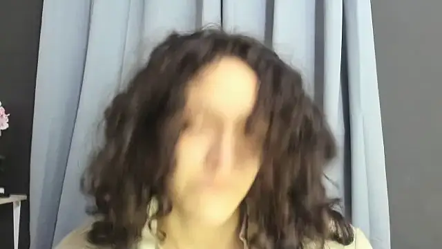 Snapshot of TeensNews18 chatting on November 17, 11:21 pm TeensNews18 online show from November 17, 11:21 pm