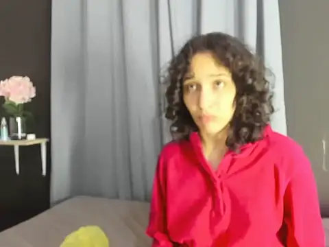 Snapshot of TeensNews18 chatting on November 26, 7:26 pm TeensNews18 online show from November 26, 7:26 pm