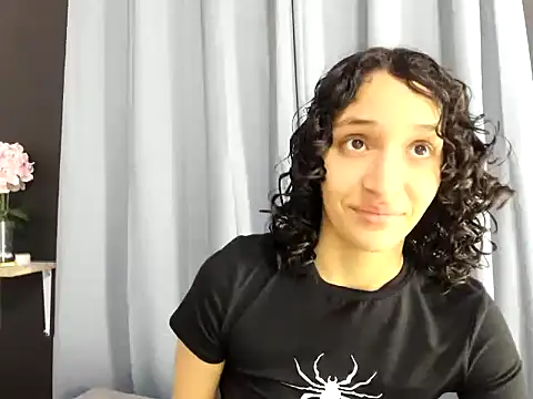 Snapshot of TeensNews18 chatting on November 30, 11:47 am TeensNews18 online show from November 30, 11:47 am