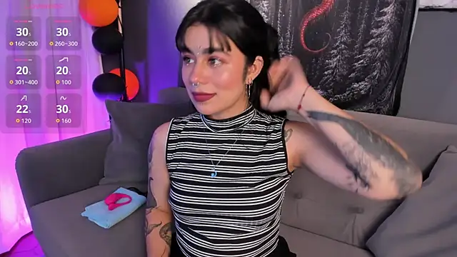 Snapshot of flower_smith_ chatting on October 22, 11:54 am flower smith online show from October 22, 11:54 am