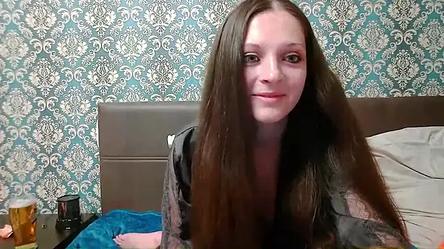 Snapshot of Rapunzel_hairlover chatting on October 9, 7:34 pm Rapunzel hairlover online show from October 9, 7:34 pm