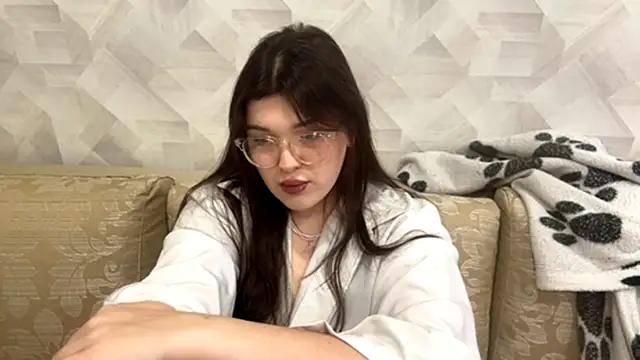 Snapshot of CarylWeatherholtz chatting on October 23, 12:26 pm CarylWeatherholtz online show from October 23, 12:26 pm