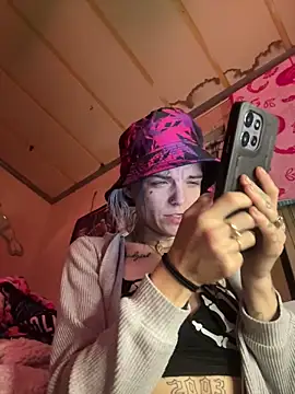 ittybittymeryssa online show from February 12, 11:27 am