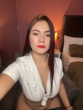 Snapshot of Alahia_Monroe chatting on October 20, 7:36 pm Alahia Monroe online show from October 20, 7:36 pm