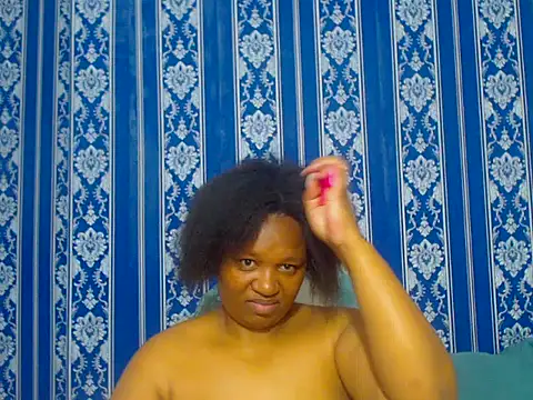 JUICEYLIPS333 online show from November 6, 5:47 pm