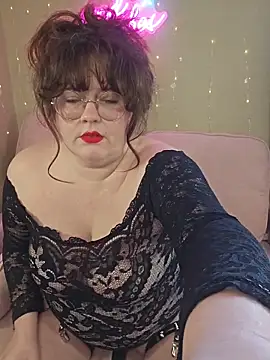 BBWLiLoo online show from March 24, 12:10 pm
