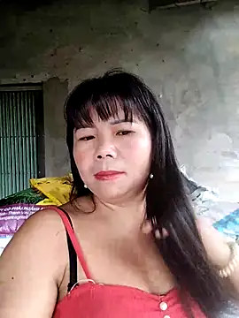 Snapshot of lusy-00 chatting on September 23, 2:25 am lusy-00 online show from September 23, 2:25 am