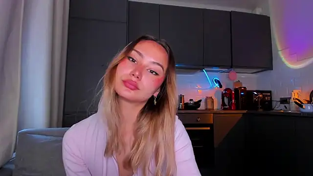 Snapshot of baobei03 chatting on October 6, 1:08 pm baobei03 online show from October 6, 1:08 pm