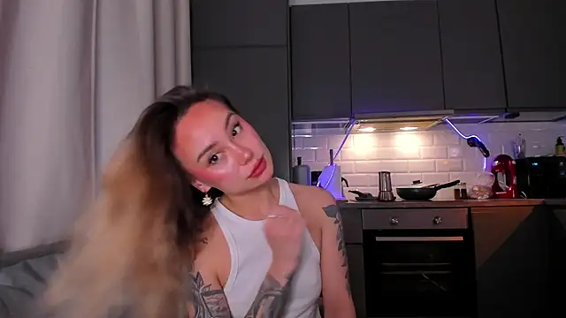 Snapshot of baobei03 chatting on November 15, 1:29 pm baobei03 online show from November 15, 1:29 pm