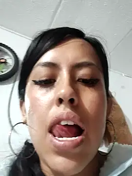 Snapshot of Queen_Ashly chatting on September 21, 2:02 am Queen Ashly online show from September 21, 2:02 am