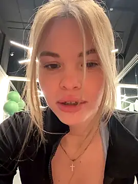 SMELLSEX online show from November 28, 7:05 pm