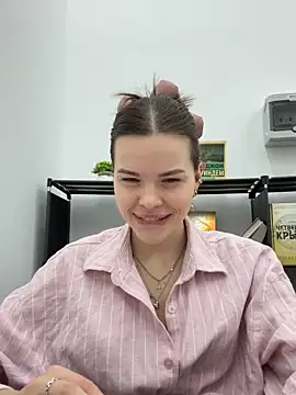 SMELLSEX online show from April 1, 6:49 pm