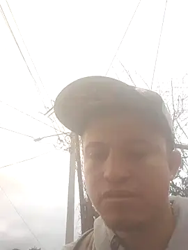 Snapshot of Loquendo2201 chatting on September 18, 10:34 pm Loquendo2201 online show from September 18, 10:34 pm