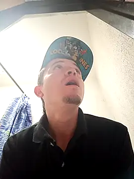 Snapshot of Loquendo2201 chatting on October 12, 5:56 pm Loquendo2201 online show from October 12, 5:56 pm