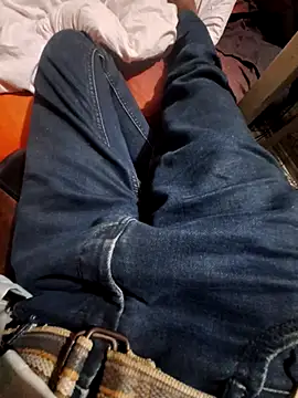 Snapshot of Tuhin4200 chatting on February 26, 7:02 pm Tuhin4200 online show from February 26, 7:02 pm