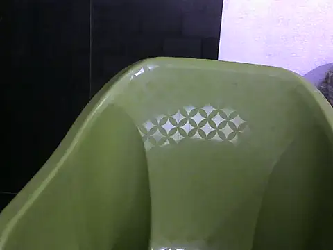 Snapshot of bosemalini chatting on September 20, 7:26 pm bosemalini online show from September 20, 7:26 pm