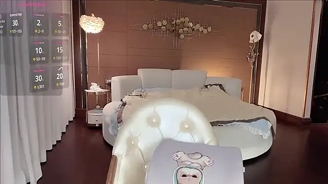 Snapshot of yuer2563 chatting on November 10, 6:45 am yuer2563 online show from November 10, 6:45 am