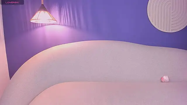 Snapshot of Lunita_naughty chatting on June 13, 3:32 pm Lunita naughty online show from June 13, 3:32 pm