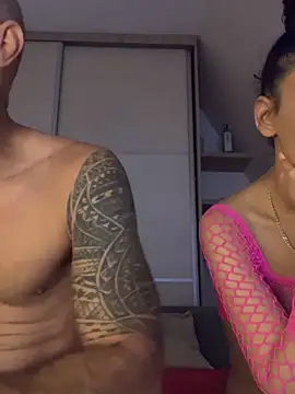 Snapshot of Enriko_Aisah2025 chatting on September 20, 4:41 pm Enriko Aisah2025 online show from September 20, 4:41 pm