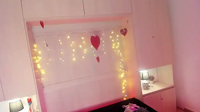 VickyRuiz  online show from February 20, 12:05 pm