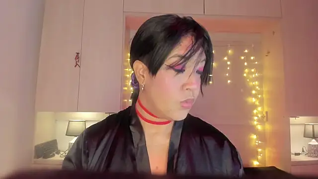 VickyRuiz  online show from April 8, 7:58 pm