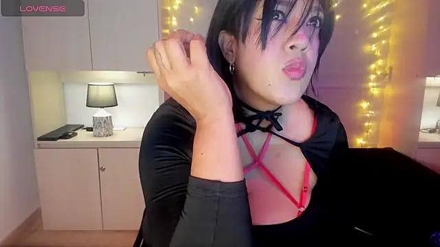 Snapshot of VickyRuiz_ chatting on April 18, 7:58 pm VickyRuiz online show from April 18, 7:58 pm