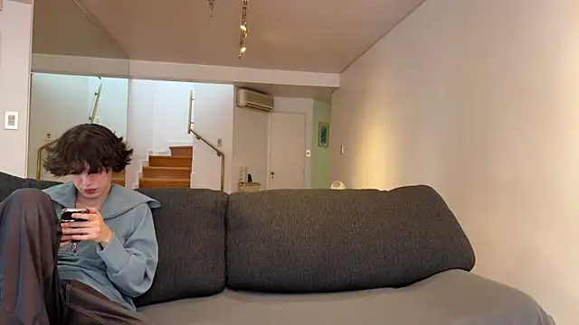 lenruy online show from April 12, 5:29 pm