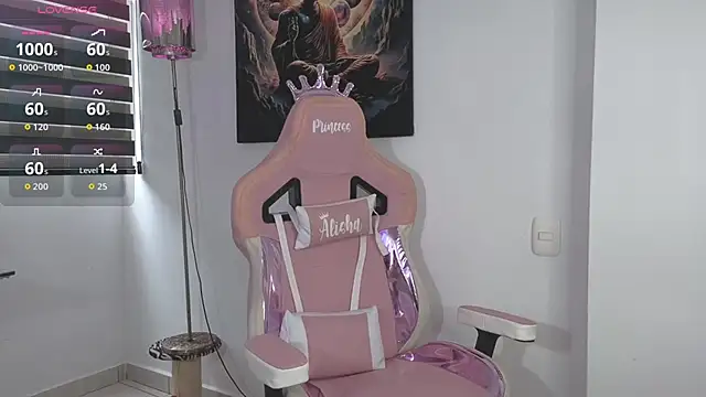 isabella pearl  online show from February 13, 8:16 pm