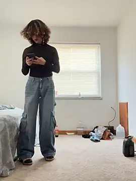 DilfSlut online show from January 18, 4:55 pm